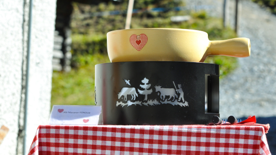 Feins Fondü Fondue auf der Ochsenalp